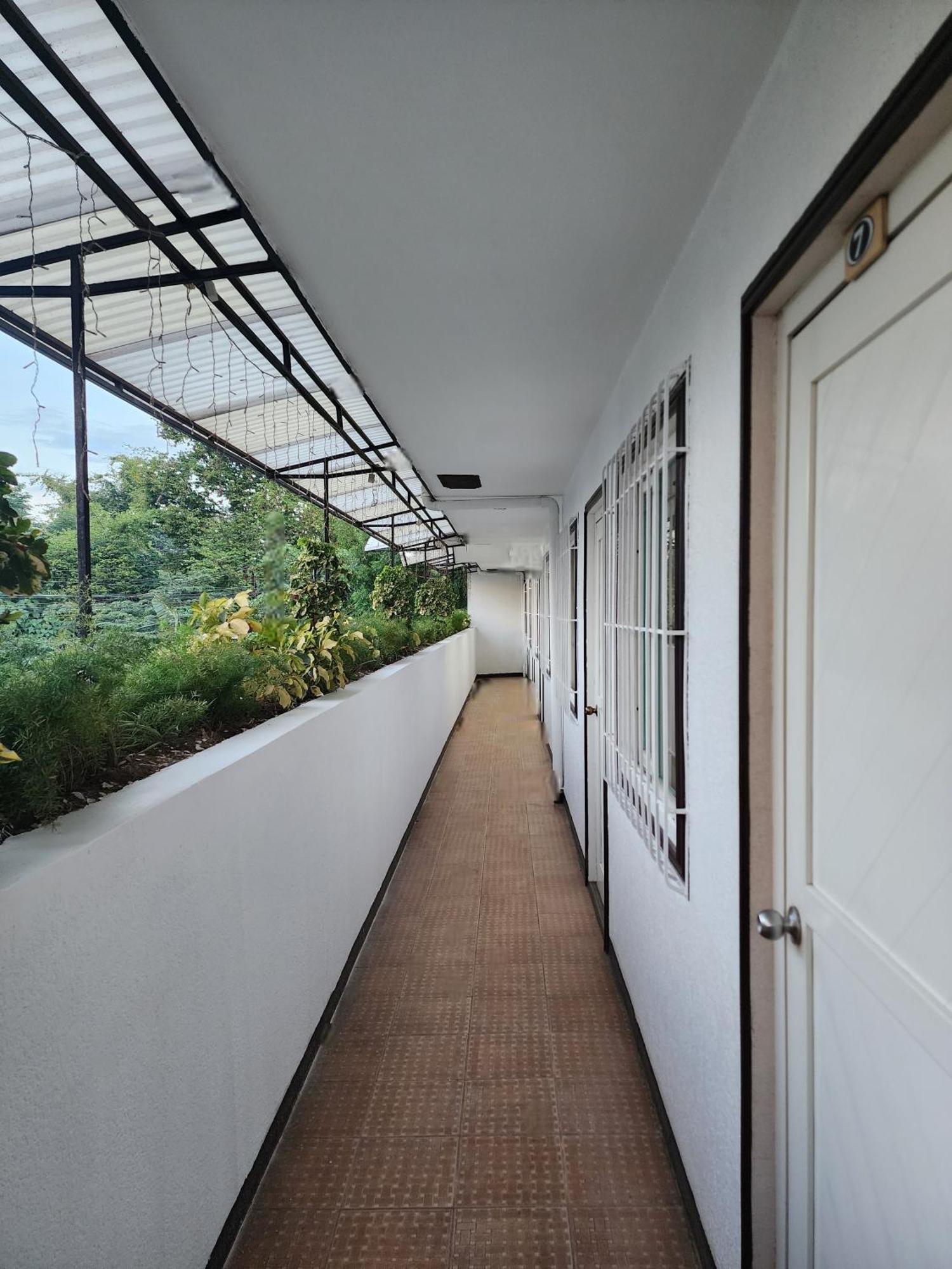 Mb'S Garden Inn Lapu-Lapu City Exterior photo